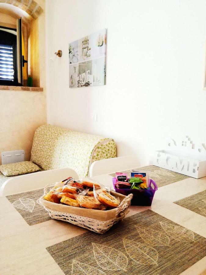 הוילה Portocannone Borgo Antico מראה חיצוני תמונה